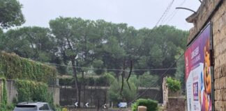 Caserta, crollo del muro di Via Laviano: pioggia, altezza e cedimento delle fondazioni