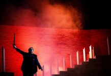 Roma, Vincent Huguet mette Siegfried nella Roma rinascimentale a Santa Cecilia