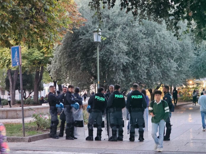 20261017-Disordini-centro-Verona-1.jpeg