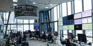 Borsa: Europa in rialzo, Stoxx600 +0,6% e Milano +1% in attesa Fed