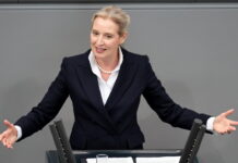 Strasburgo: Alice Weidel propone uscita da Schengen e l’espulsione dei migranti