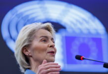 Von der Leyen: Mosca mira a distruggere le infrastrutture energetiche e idriche ucraine