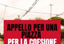 Milano, sotto la pioggia presidio in piazza Scala contro la violenza