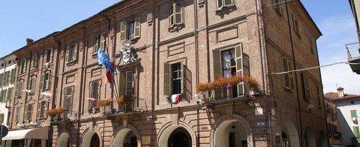 Comune_Fossano_municipio.jpg