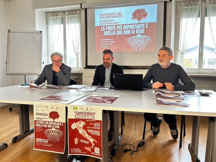 Da-sx-lassessore-del-Comune-di-Belluno-Marco-Dal-Pont-il-direttore-del-Csv-Belluno-Treviso-Alessandr.jpeg