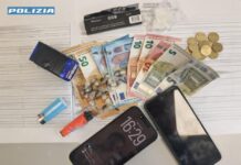 AVERSA: 21enne arrestato per detenzione di crack dopo tentativo di fuga dalla Polizia