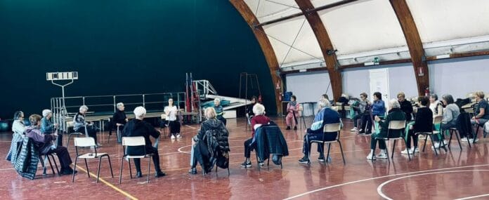 Ginnastica_dolce_alla_tensostruttura_di_Ceriale.jpeg