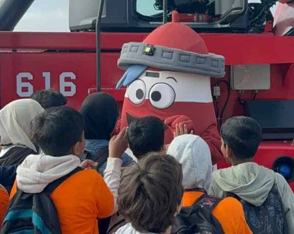 I-bambini-alla-premiazone-dei-Port-Days-nei-Porti-di-Venezia-e-Chioggia.jpg