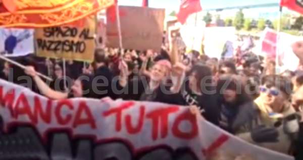 Protesta-studenti-a-mestre.jpg