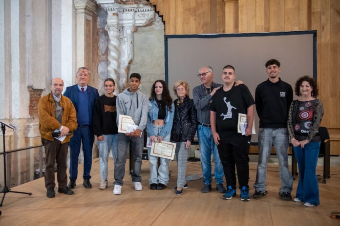 Savigliano_Cenacolo_Clemente_Rebora_premiazione_giovani_poeti.jpg
