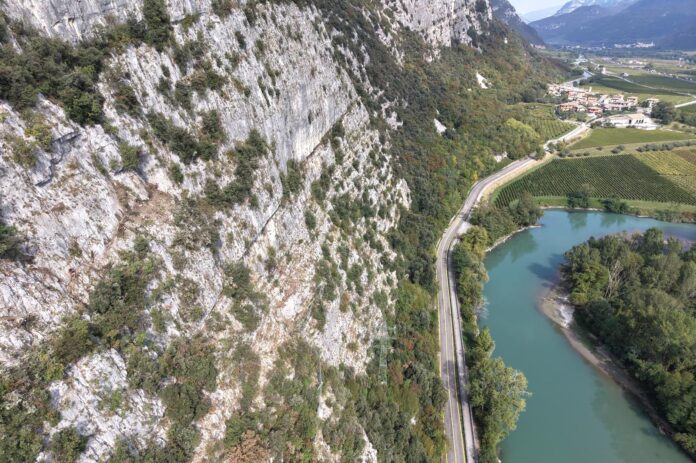 Sp-11-versante-posa-barriere.jpeg