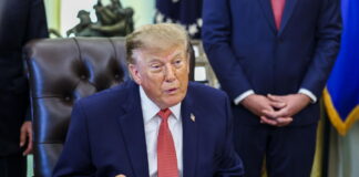 Usa, sondaggio American Research Group: il 67% boccia Trump, il 29% lo approva