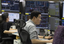 Asia e Pacifico in rosso: pressioni sui tecnologici e sui semiconduttori