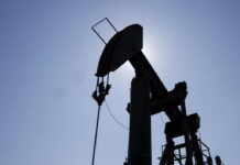 Petrolio in rally: WTI +4,3% a 108,09 dollari al barile per tensioni geopolitiche