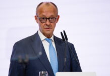 Berlino: Merz, l’Europa sottovaluta la minaccia russa, Putin vuole più dell’Ucraina