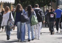 Il pediatra Italo Farnetani: no alla carne di maiale nelle mense scolastiche per inclusione