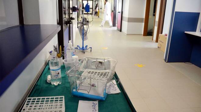 ospedale-corsia-476187.660x368.jpg