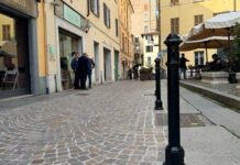 Brescia: posata la pavimentazione in porfido in via Musei e vicolo Sant’Agostino