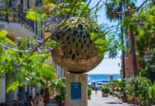 Alassio, le sculture di Andrea Roggi al Muretto e Pontile Bestoso fino al 9 novembre