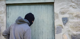 Bari: commercianti e istituzioni puntano su tecnologia contro furti e vandalismi