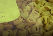 Bologna: depositata alla Camera di Commercio la ricetta del brodo per il tortellino
