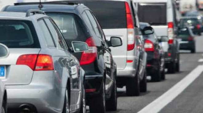 traffico-auto-code-580784.660x368.jpg