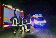 Barolo: auto esce di strada e si rovescia in via Crosia, una persona in ospedale